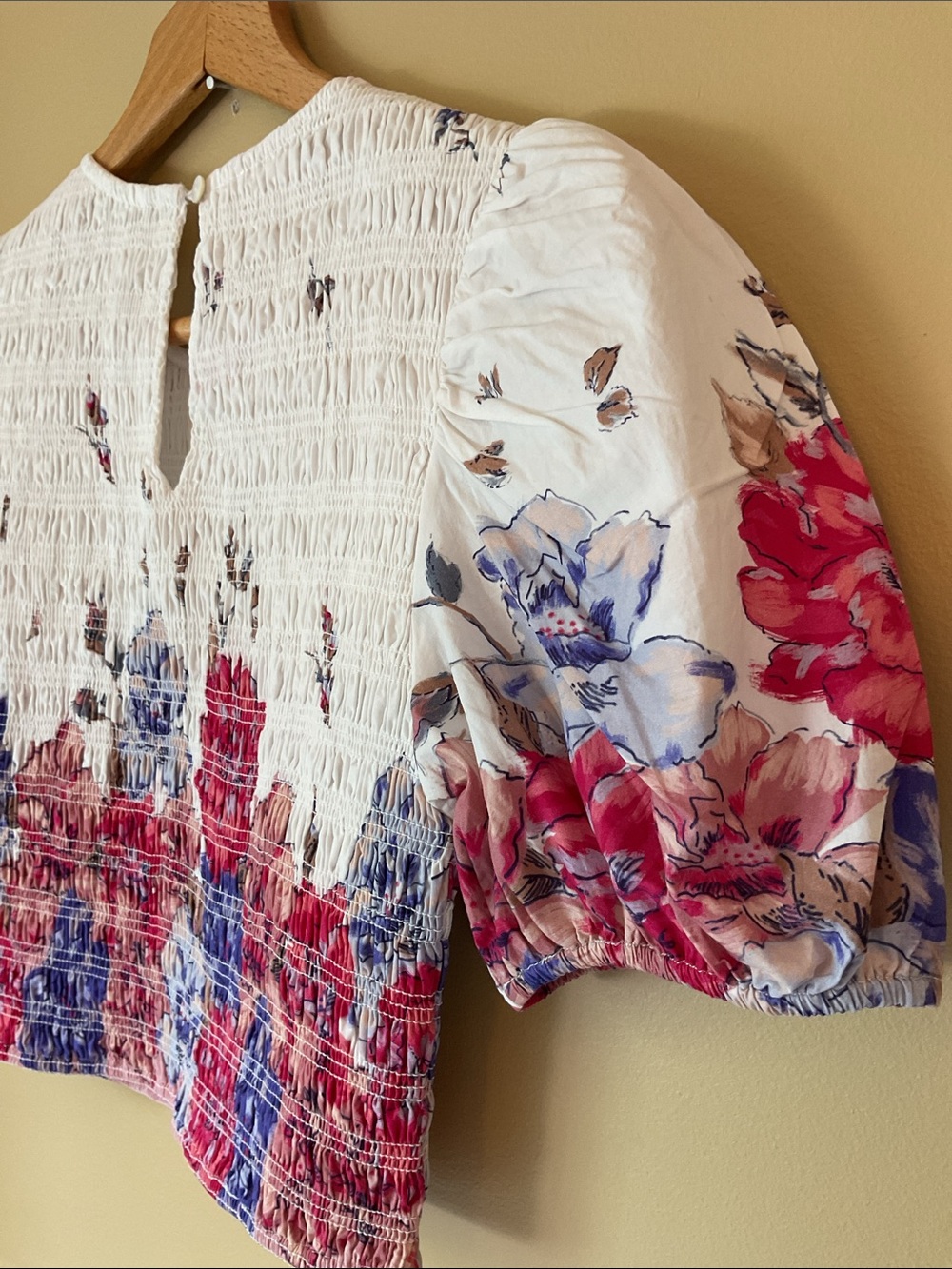 Camellia Rya-Top Smocked Puff Sleeve Blouse Size S - Picture 6 of 9